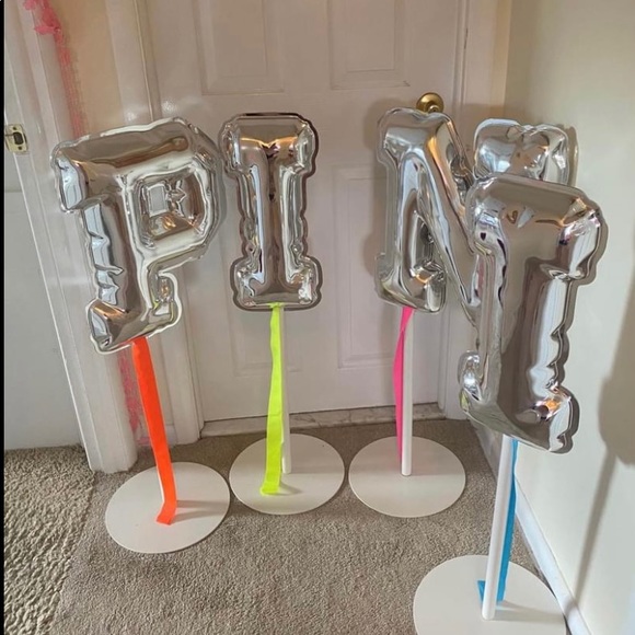🛑🛑🛑SOLD Victoria’s Secret PINK Balloon Display “P I I N”Store Prop - Picture 2 of 5